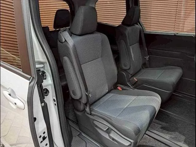 Toyota Noah 2026 — миниатюра 5