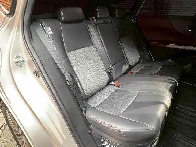 Toyota Harrier Hybrid Z 2023 — миниатюра 3