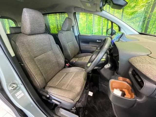 Toyota Sienta 2023 — миниатюра 5