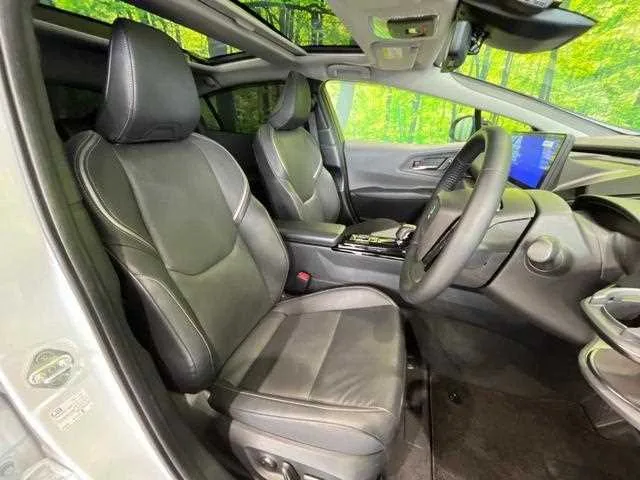 Toyota Prius 2023 — миниатюра 5