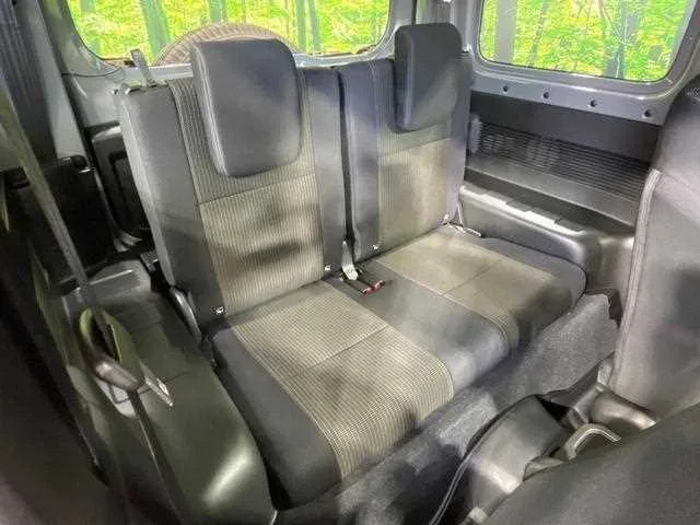 Suzuki Jimny 2023 — миниатюра 3