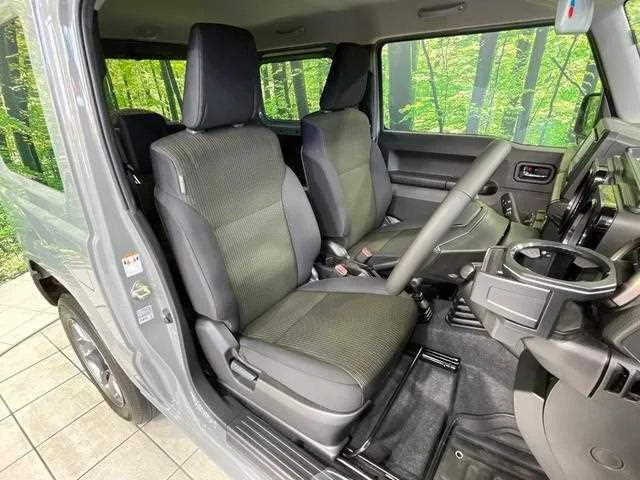 Suzuki Jimny 2023 — миниатюра 5