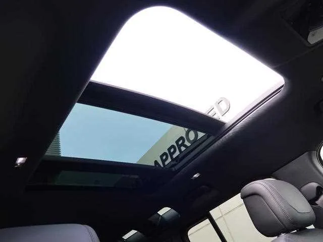 Land Rover Defender 2022 — миниатюра 4