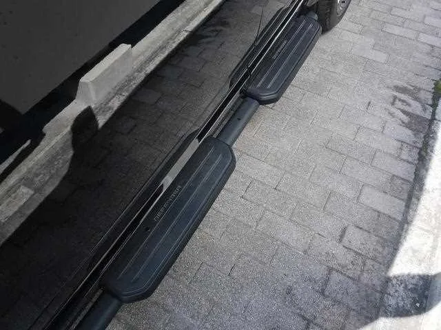 Land Rover Defender 2023 — миниатюра 2