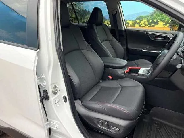 Toyota RAV4 2025 — миниатюра 5