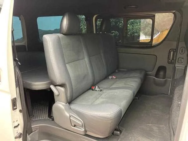 Toyota Hiace Van 2024 — миниатюра 3