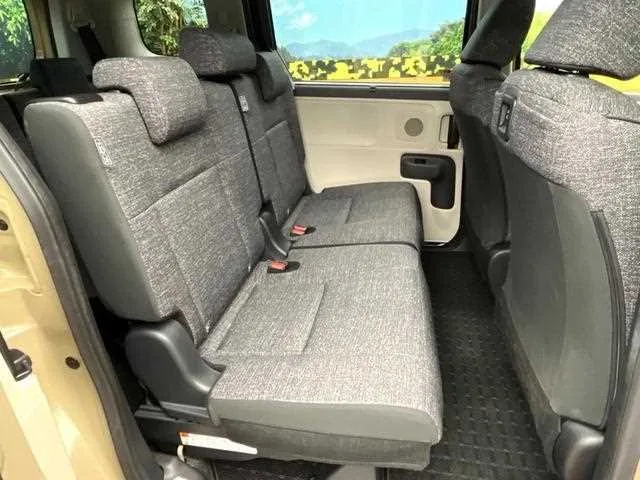 Toyota Sienta 2024 — миниатюра 5