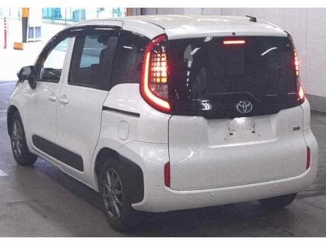 Toyota Sienta 2023 — миниатюра 5