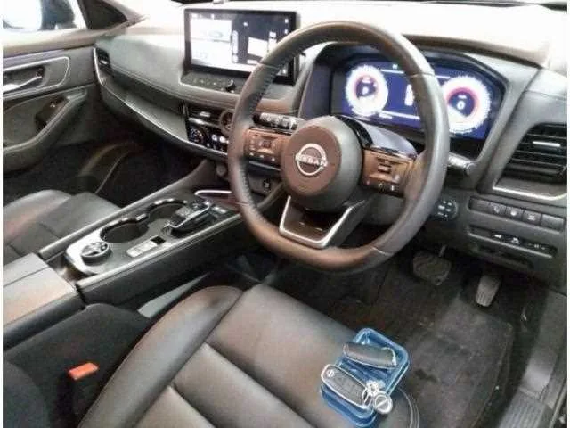 Nissan X-Trail 2023 — миниатюра 3
