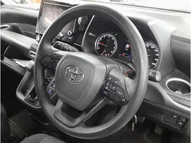 Toyota Noah X 2023 — миниатюра 3