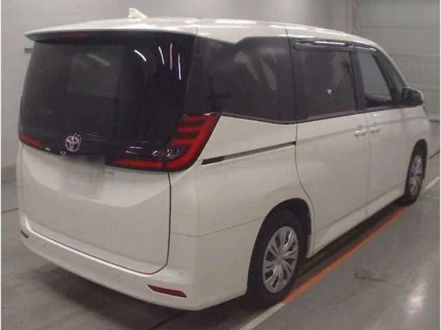 Toyota Noah X 2023 — миниатюра 4