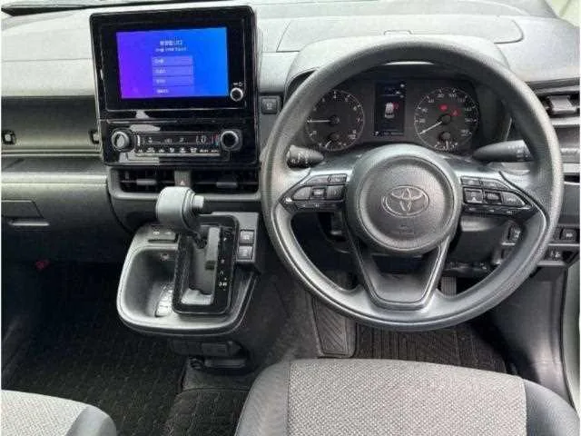Toyota Sienta G 2023 — миниатюра 3