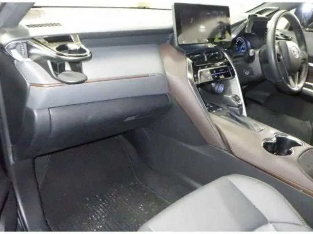 Toyota Harrier Hybrid 2022 — миниатюра 3
