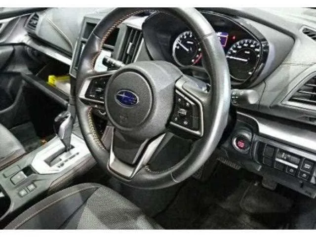 Subaru IMPREZA XV HYBRID 2023 — миниатюра 3