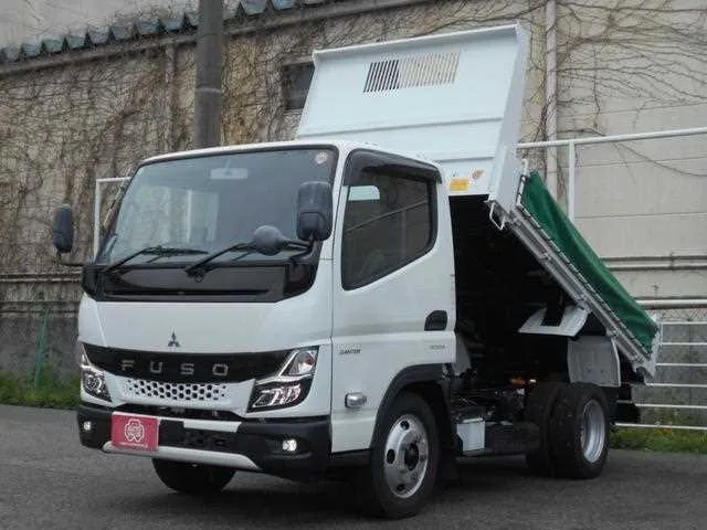 Mitsubishi Fuso Canter 2022 — фото 1, купить с доставкой в Москву