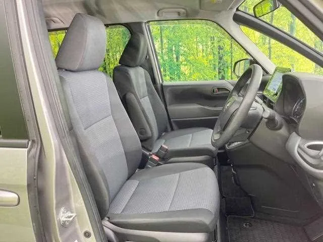 Toyota Noah 2022 — миниатюра 5
