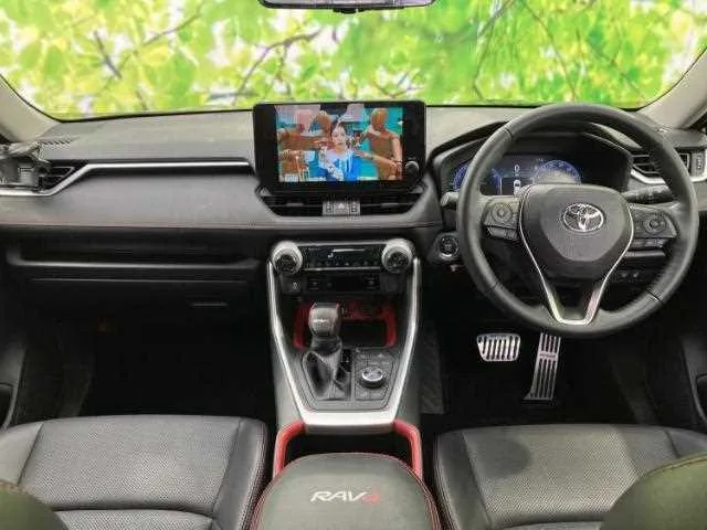 Toyota RAV4 2023 — миниатюра 4