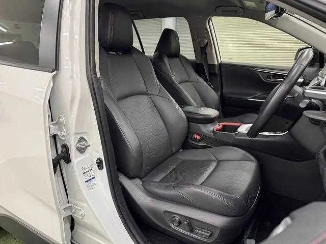 Toyota RAV4 Adventure OFFROAD package 2022 — миниатюра 3