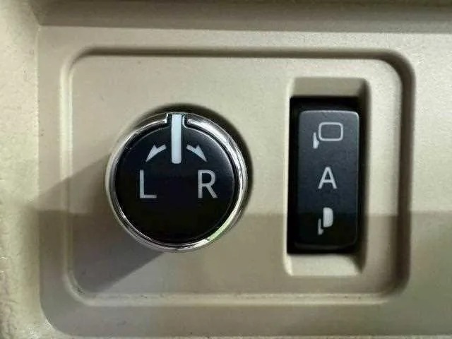 Toyota Land Cruiser Prado TX 2022 — миниатюра 5