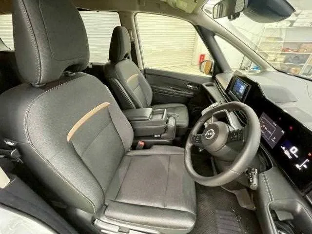 Nissan Serena 2025 — миниатюра 3