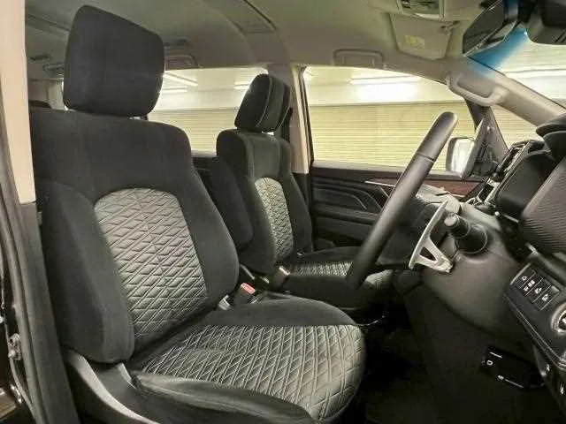 Mitsubishi Delica D5 P 2023 — миниатюра 3
