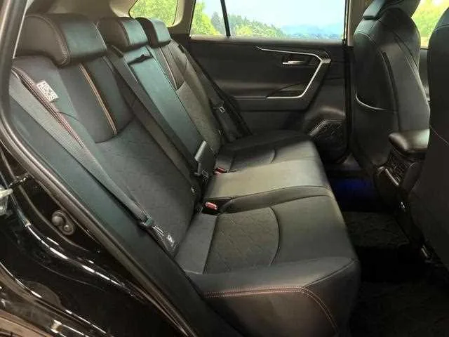 Toyota RAV4 2024 — миниатюра 3
