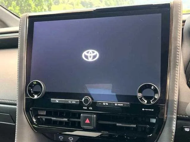 Toyota Alphard Hybrid 2024 — миниатюра 2