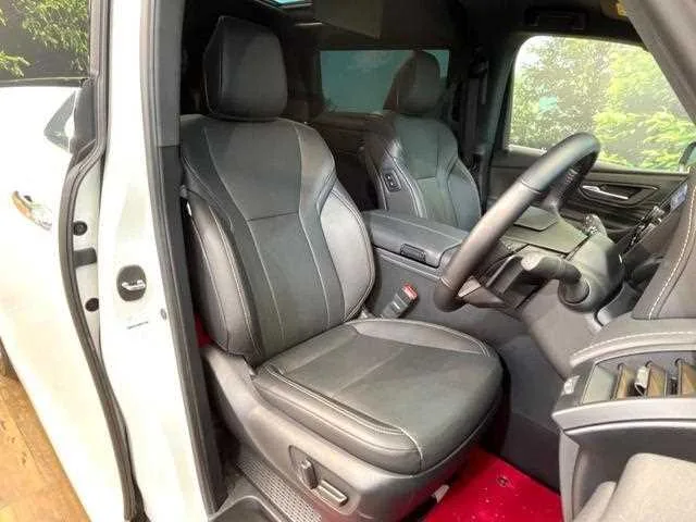 Toyota Alphard Hybrid 2024 — миниатюра 5