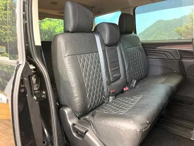 Mitsubishi Delica D:5 2024 — миниатюра 3