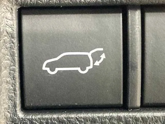 Toyota Harrier Hybrid Z Leather Package 2023 — миниатюра 3