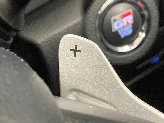 Toyota Hilux ZGR SPORT 2022 — миниатюра 3