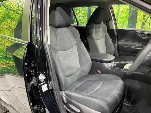 Toyota RAV4 2022 — миниатюра 5