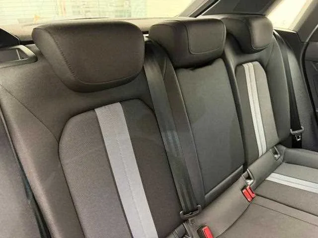 Audi A3 2025 — миниатюра 2