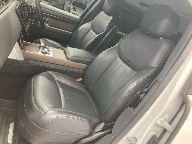 Land Rover Range Rover 2023 — миниатюра 2