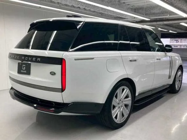 Land Rover Range Rover 2023 — миниатюра 3