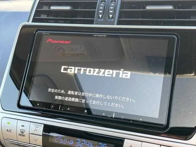 Toyota Land Cruiser Prado 2023 — миниатюра 2