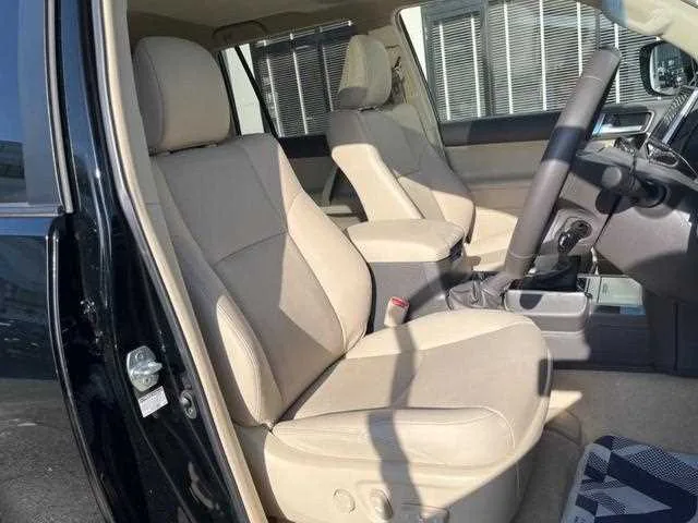 Toyota Land Cruiser Prado 2023 — миниатюра 5
