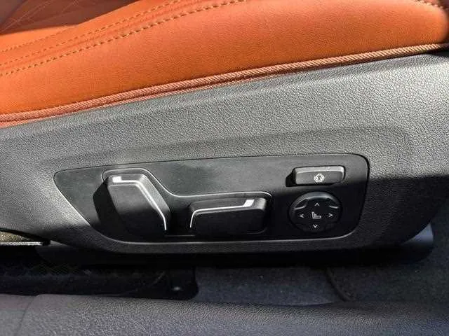 BMW 3 Series 2025 — миниатюра 3