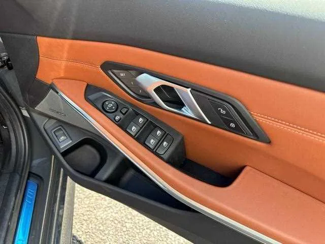 BMW 3 Series 2025 — миниатюра 5