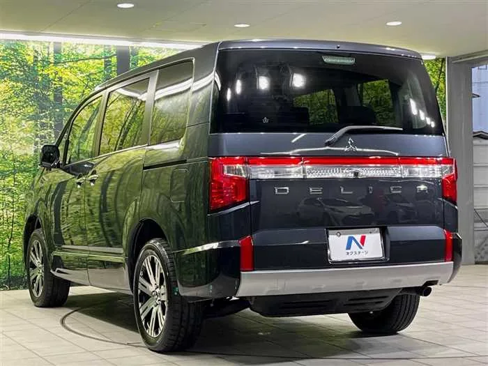 Mitsubishi Delica D:5 2024 — миниатюра 5