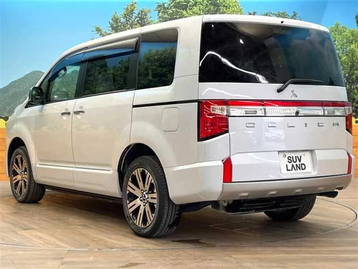 Mitsubishi Delica D:5 2024 — миниатюра 5