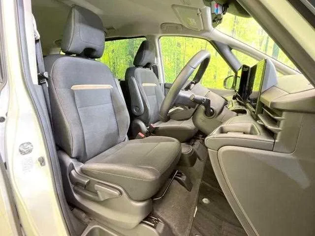 Nissan Serena 2023 — миниатюра 5
