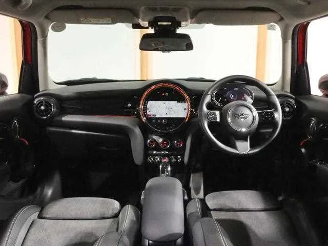BMW MINI 2022 — миниатюра 4