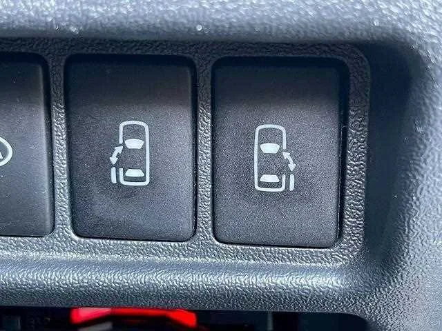 Toyota Hiace Van 2023 — миниатюра 2