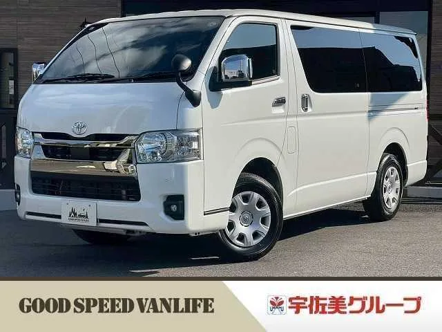 Toyota Hiace Van 2023 — фото 1, купить с доставкой в Москву