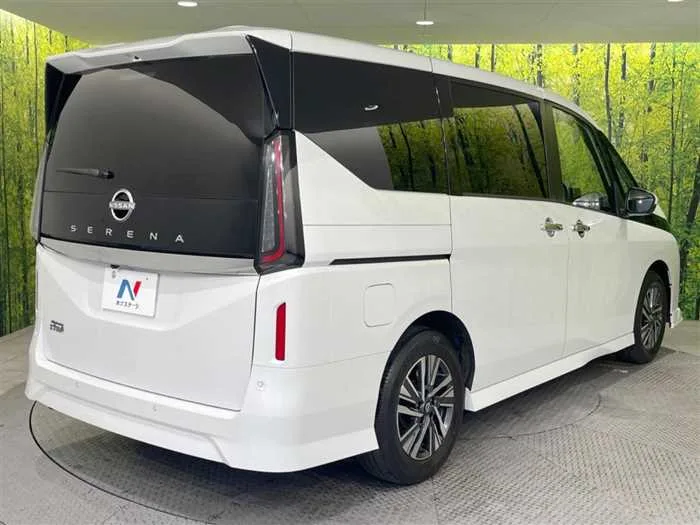 Nissan Serena 2023 — миниатюра 3