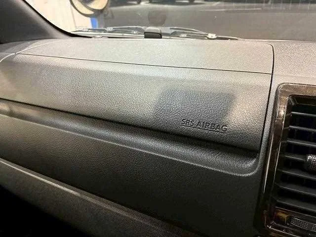 Toyota Hiace Van 2022 — миниатюра 5