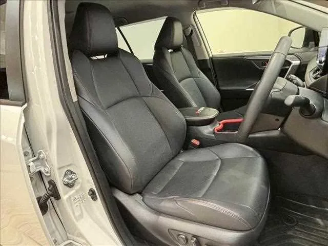 Toyota RAV4 Adventure OFFROAD package 2023 — миниатюра 3