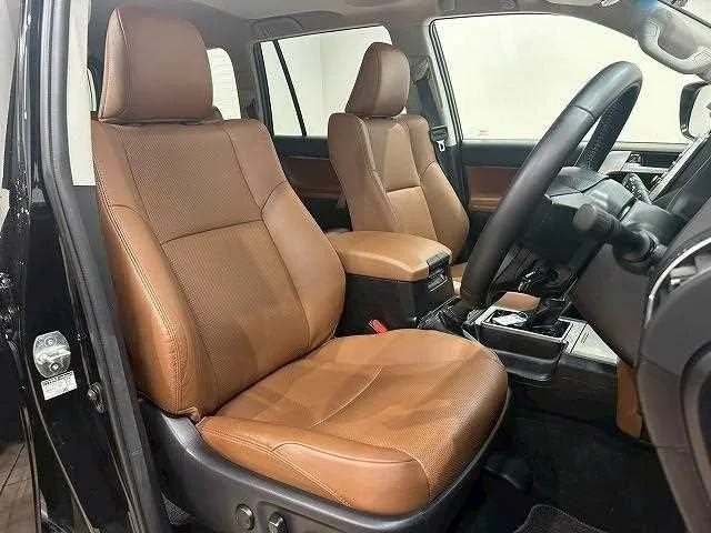 Toyota Land Cruiser Prado 2022 — миниатюра 3