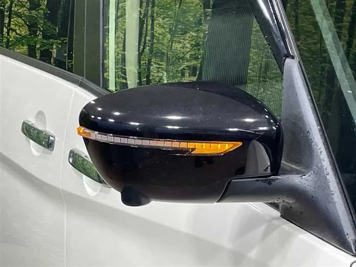 Nissan Serena 2022 — миниатюра 5